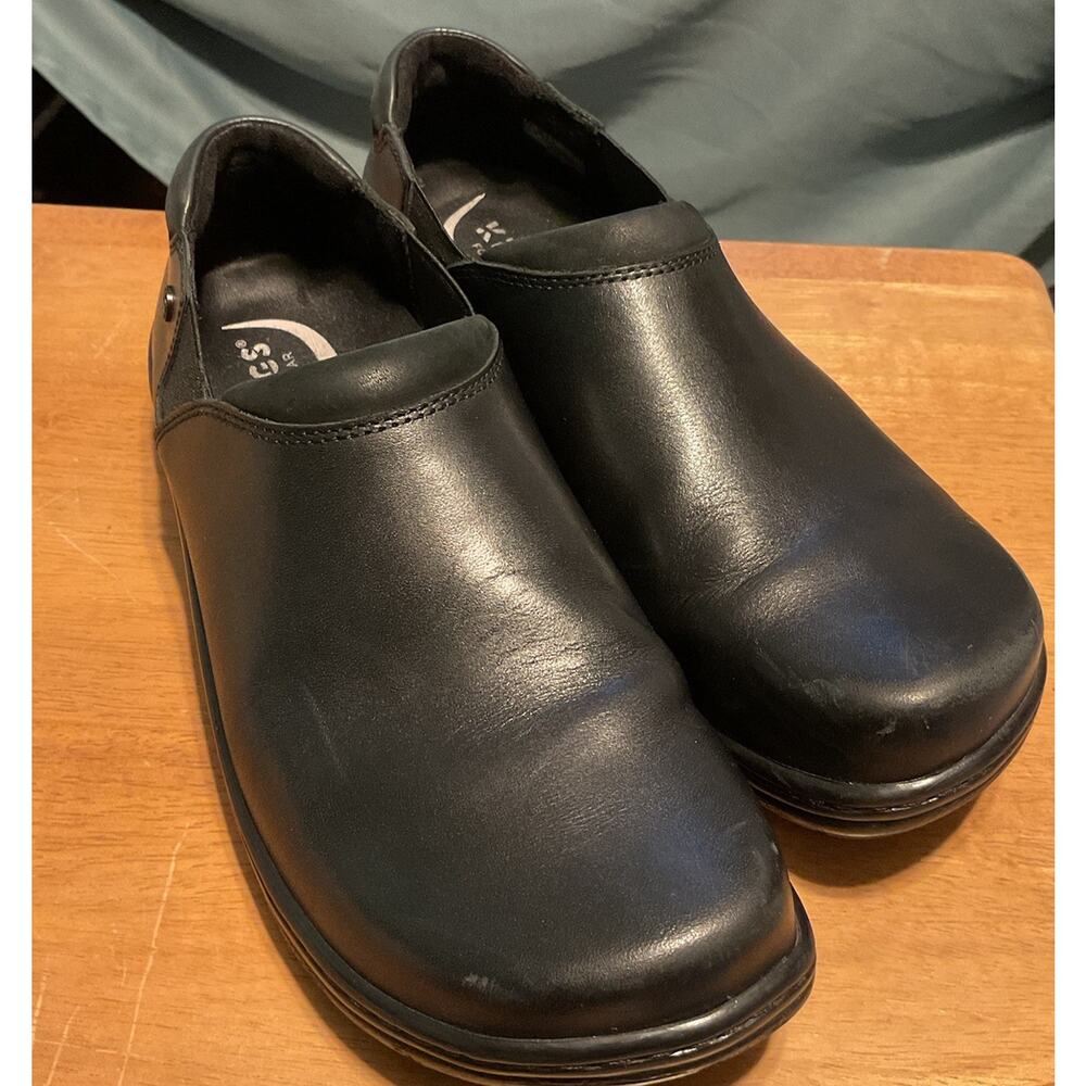Klogs Footwear Raven Black Leather Comfort Clogs Black Leather Size 8.5